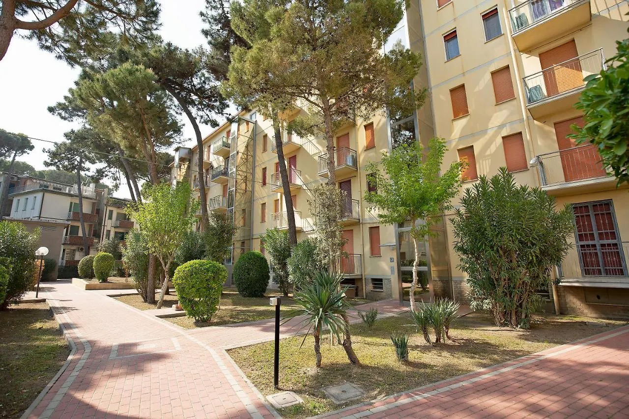 Lägenhet Beach Holiday Delfini Llido Degli Estensi